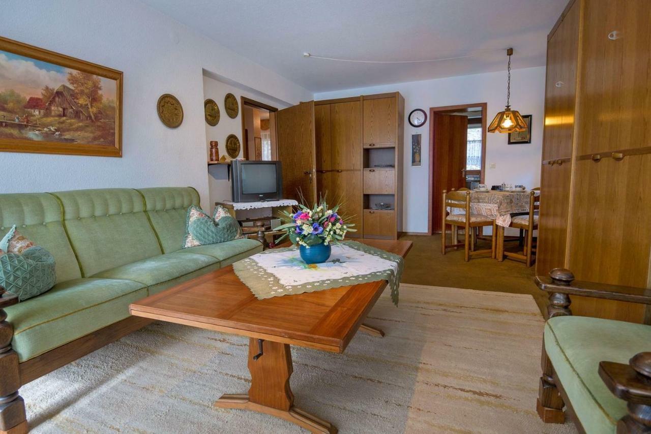 Gib Mir Funf! Ferienwohnung In ザンクト・ブラージエン エクステリア 写真